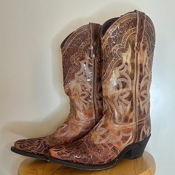 Cowgirl Boots - Picture 1 of 6